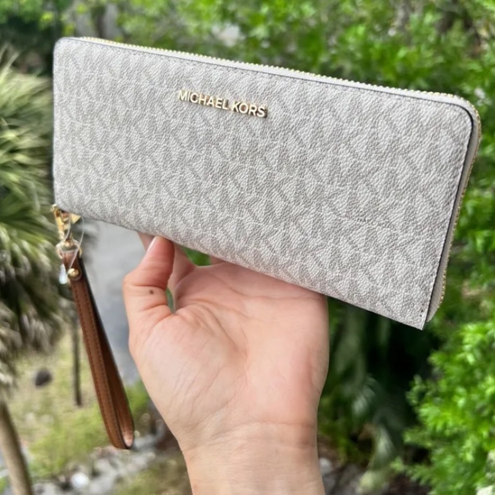Michael Kors zip around wallet